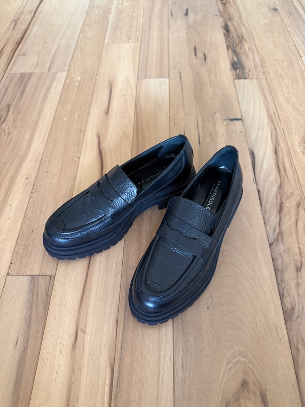 BeautiSole Black Leather Women's Penny Loafers